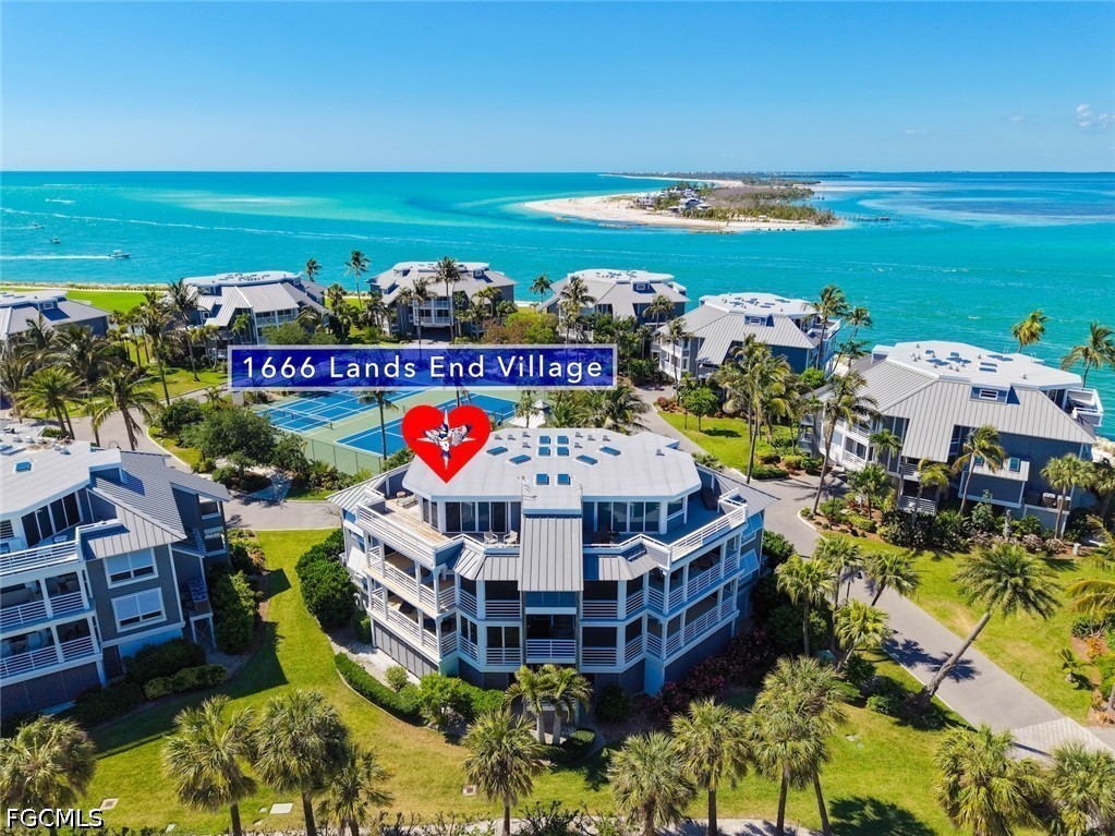 1666  Lands End Village