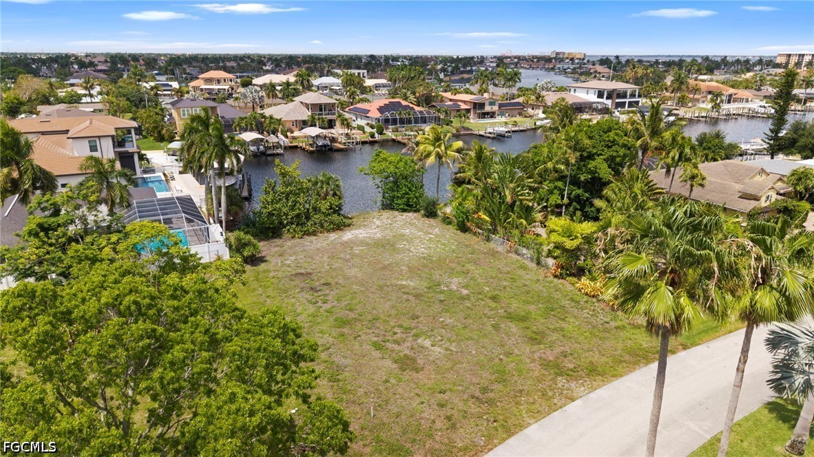 1709 SE 46th Street
