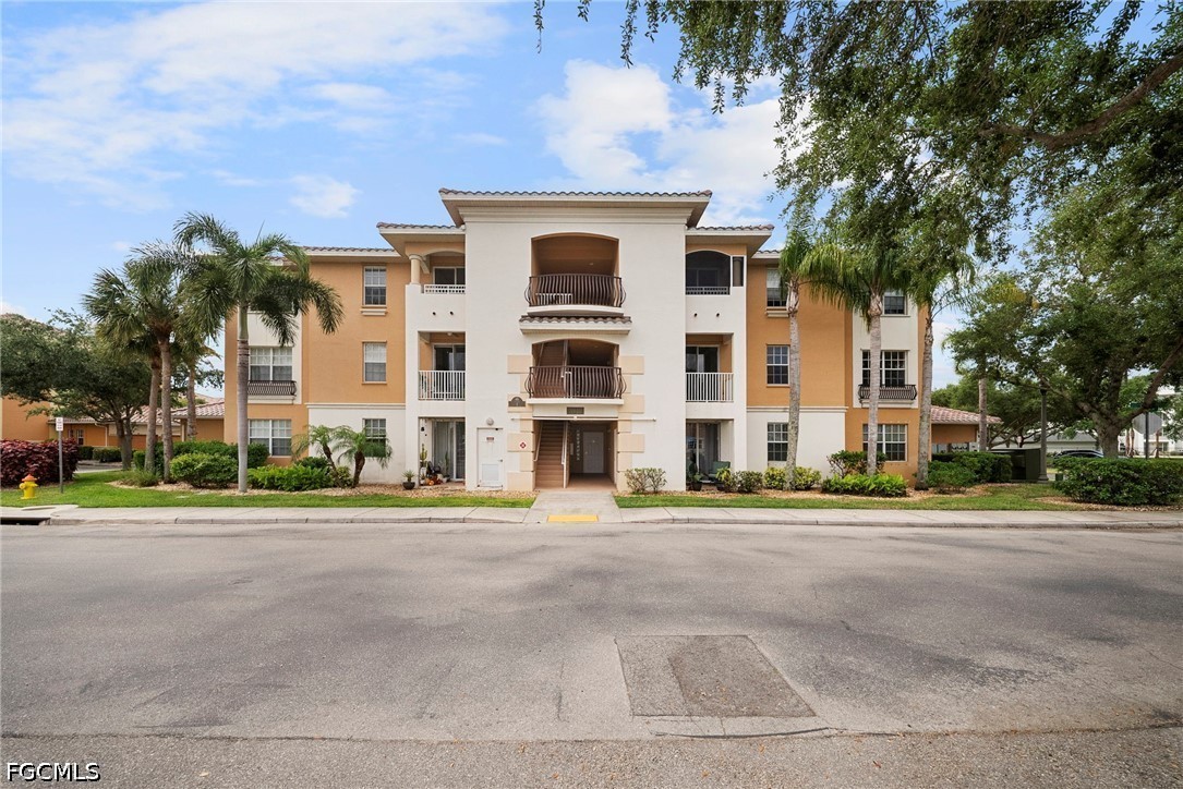 3940  pomodoro Circle, Apt 303