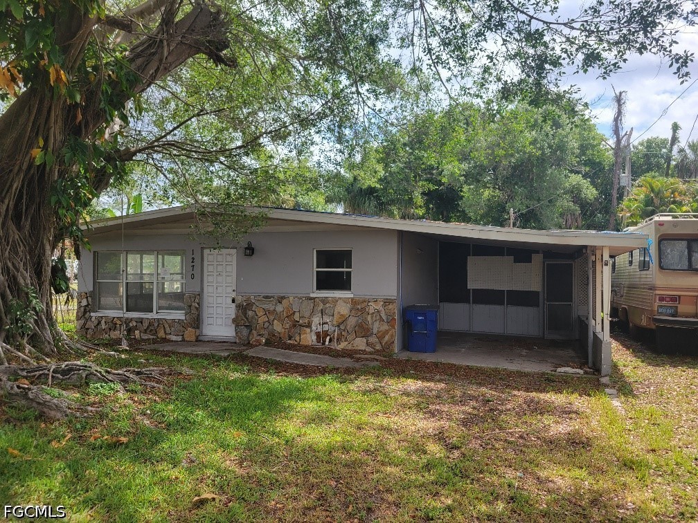 1270  Pinecrest Street