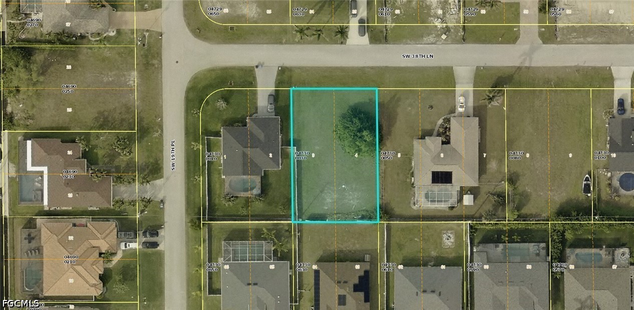 1910 SW 38th Lane