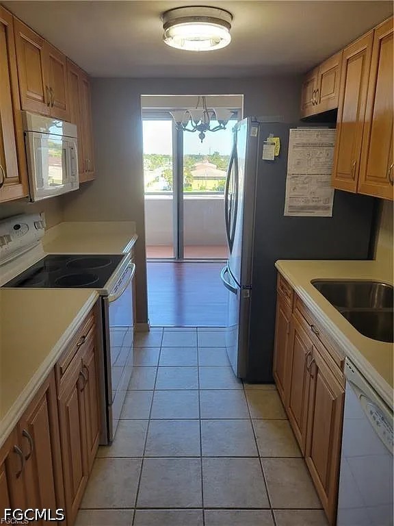 4803  Sunset Court, Apt 402