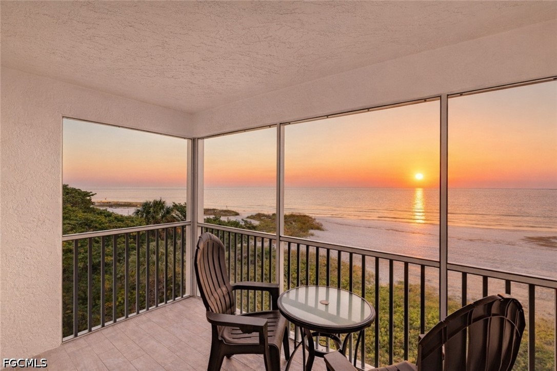 100  Estero Boulevard, Apt 332