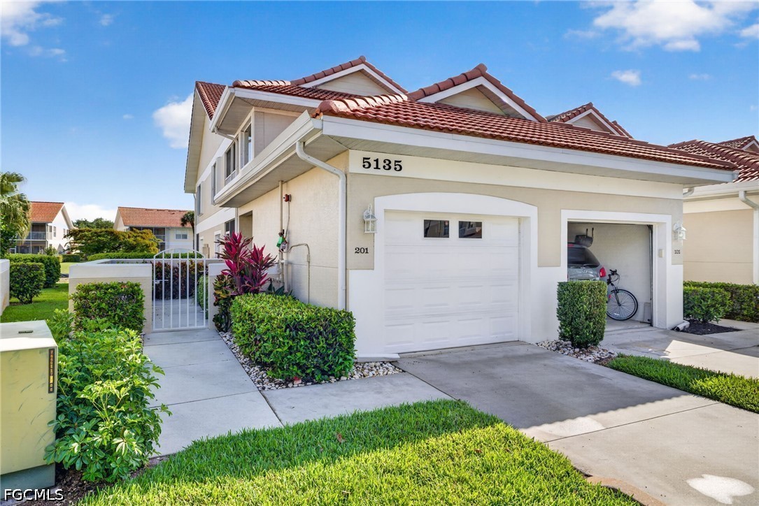 5135 Cobble Creek Court, Apt 201