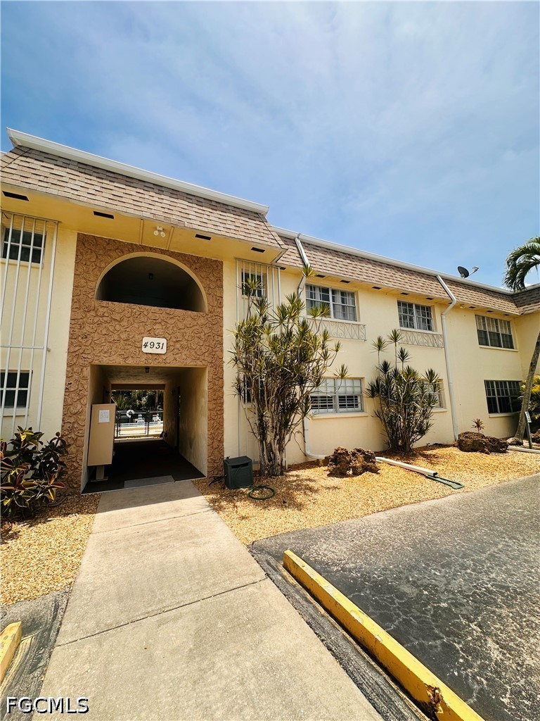 4931  Vincennes Court, Apt 7