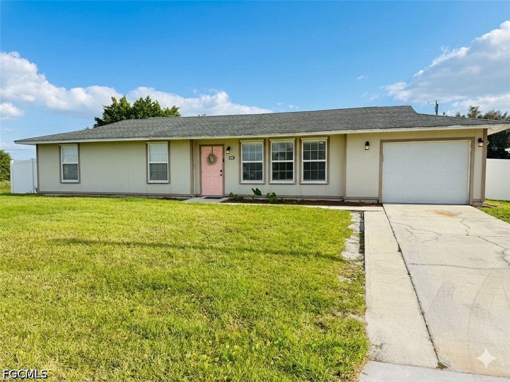 900 NE 18th Terrace