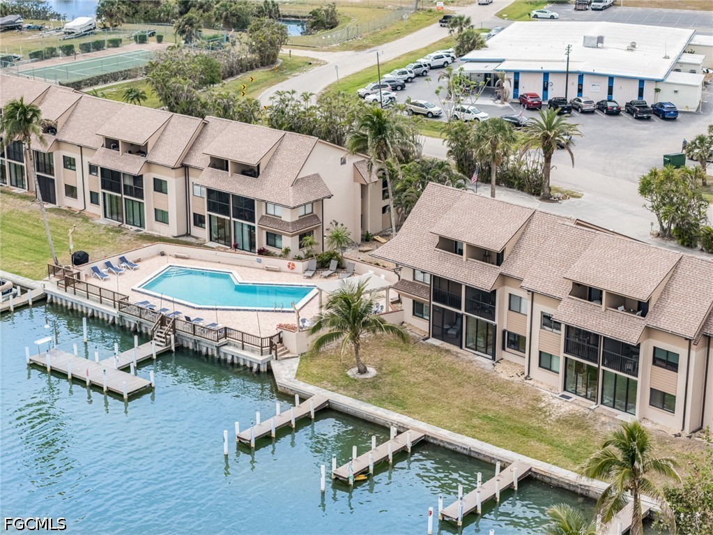 898  Buttonwood Drive, Apt 105