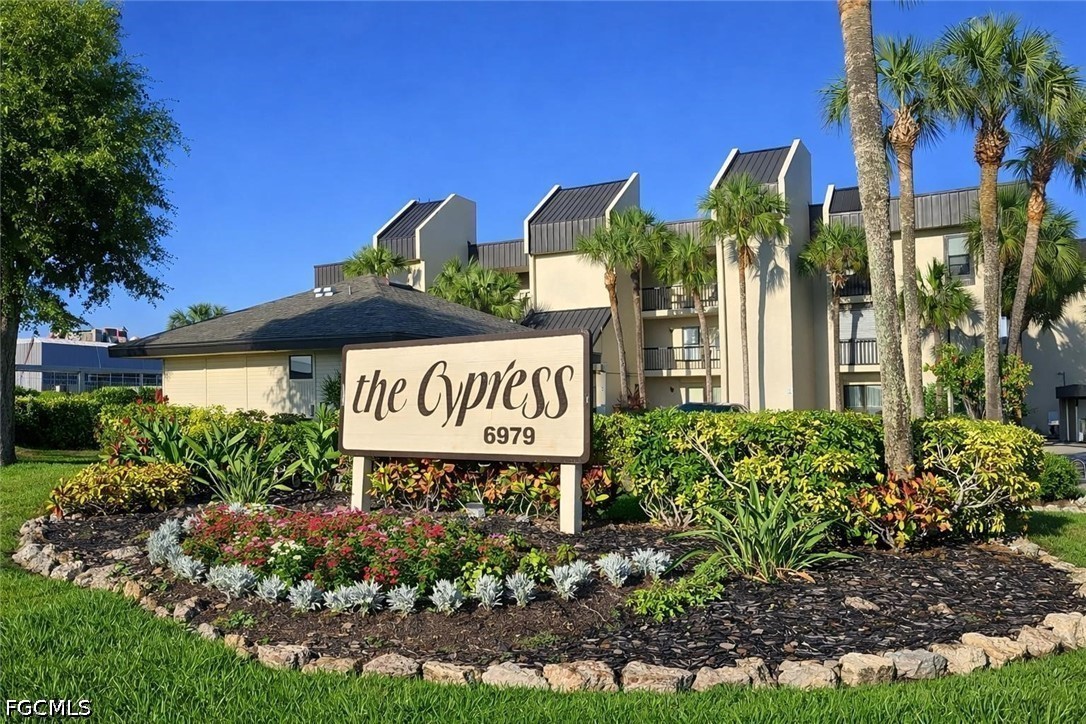 6979 Winkler Road, Apt 111