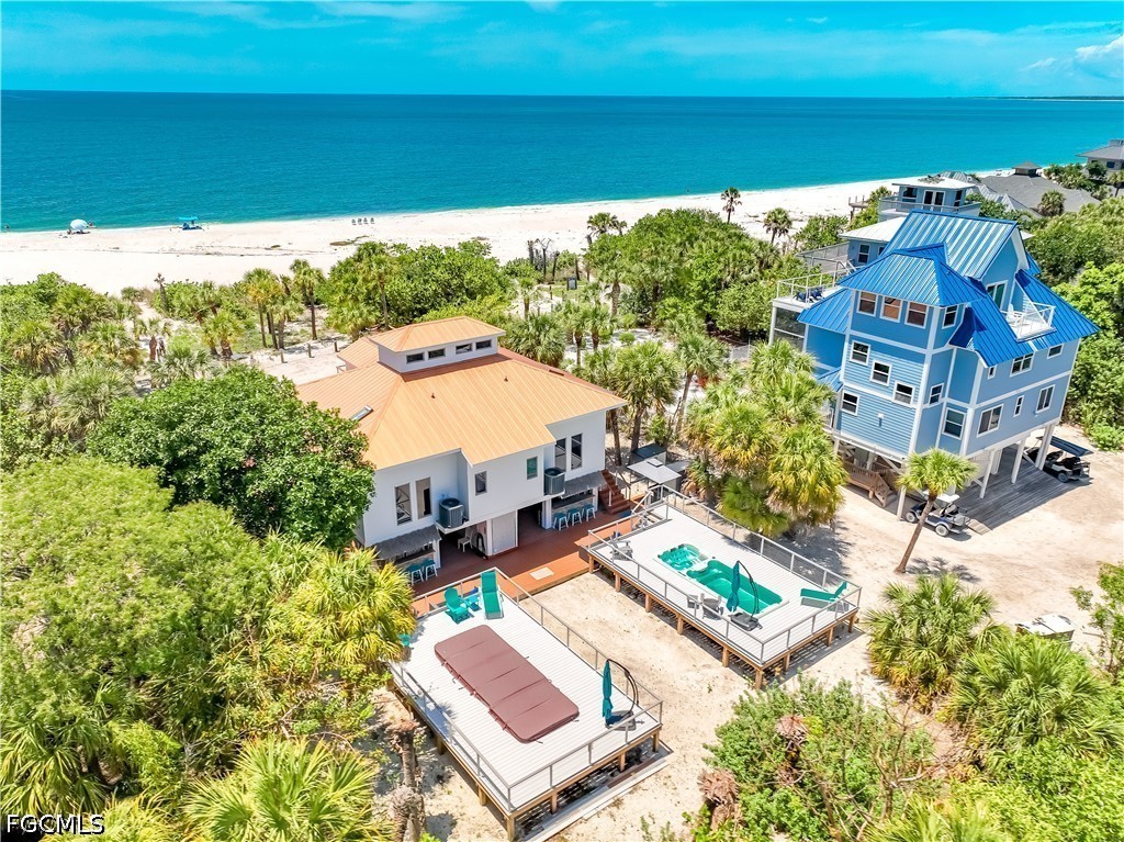 541 Gulf Lane