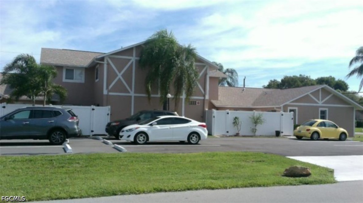 1021 SE 8th Terrace, Apt C