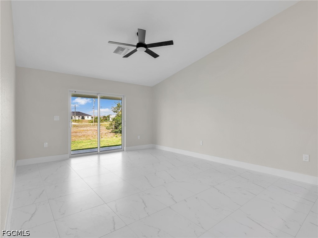 362/364  Petite Avenue