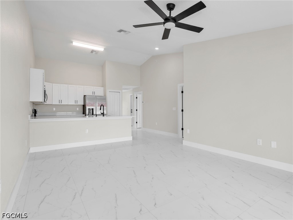 362/364  Petite Avenue