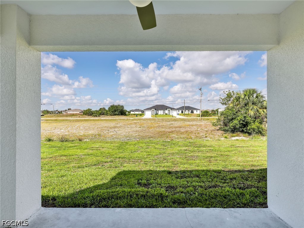 362/364  Petite Avenue