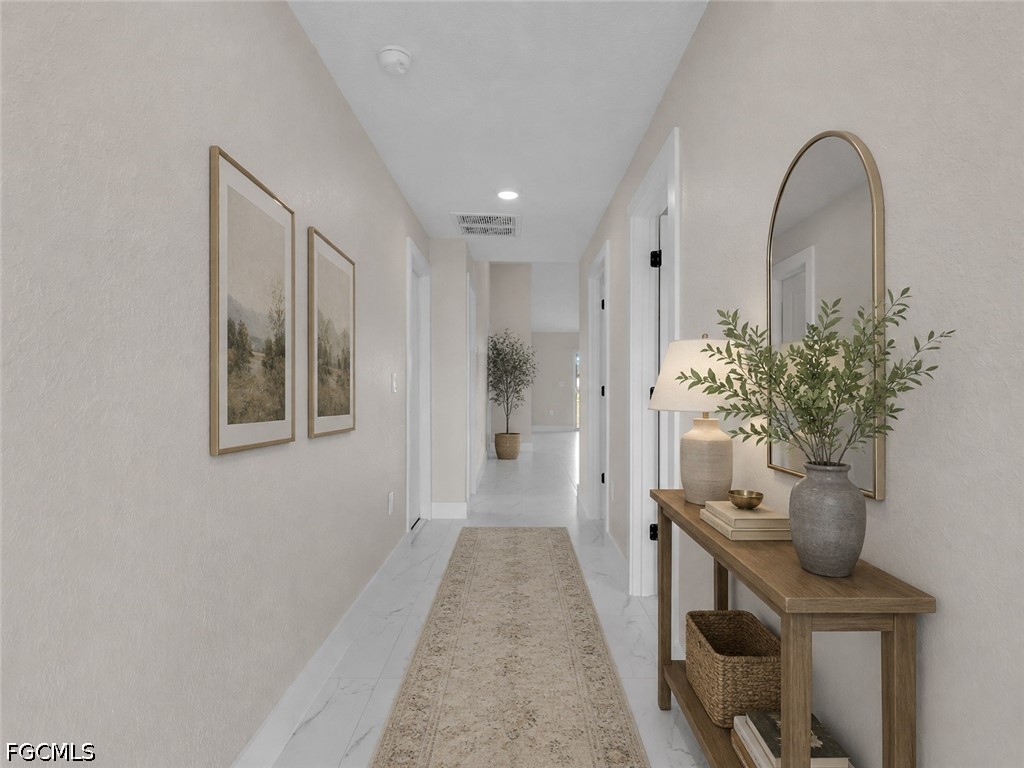 362/364  Petite Avenue