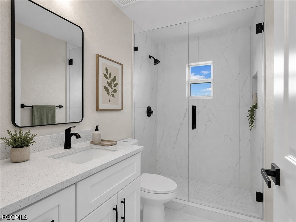 362/364  Petite Avenue