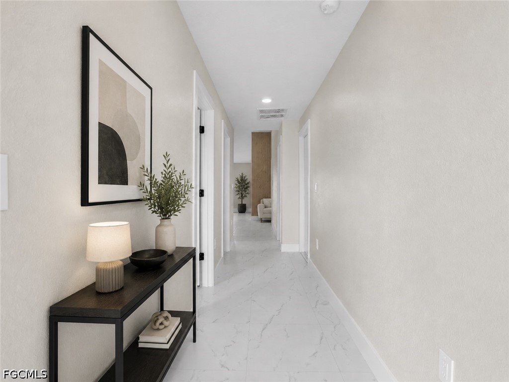 362/364  Petite Avenue