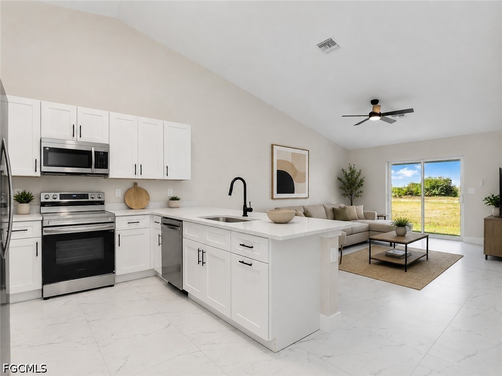 362/364  Petite Avenue