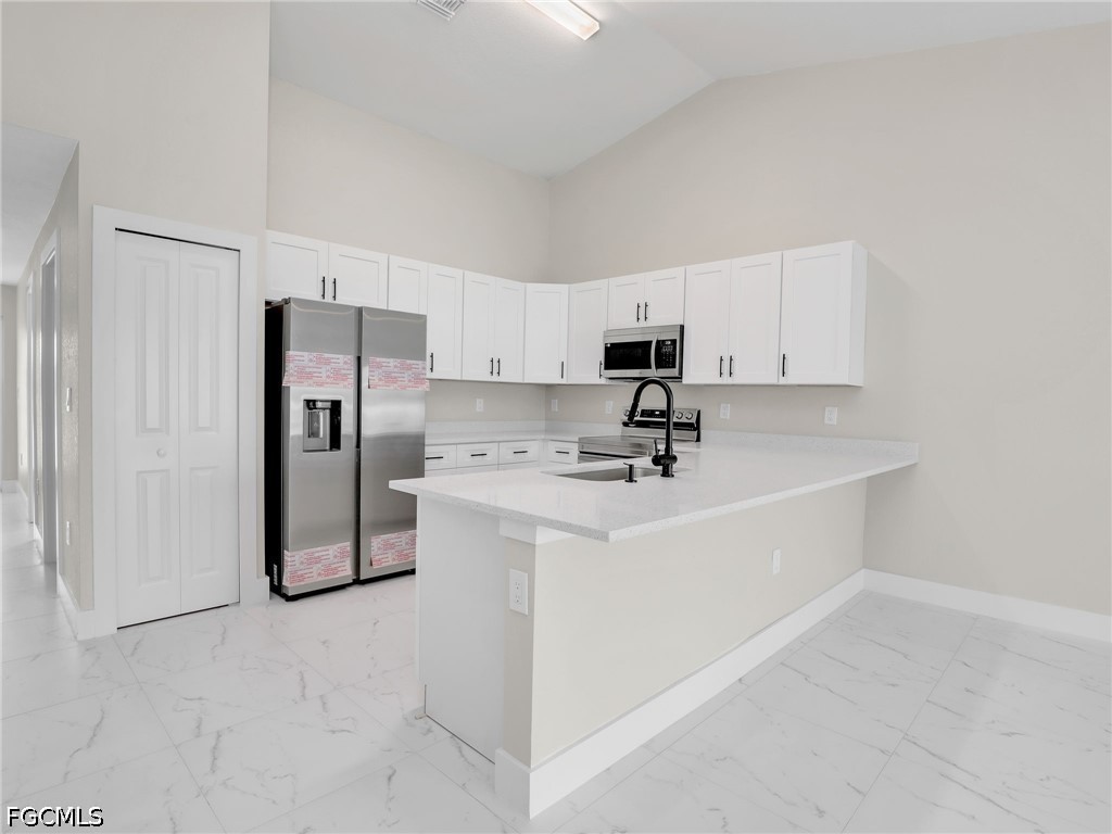 362/364  Petite Avenue