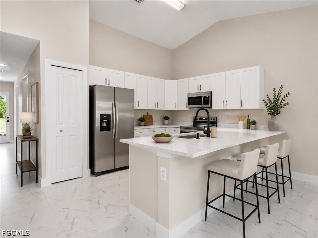 362/364  Petite Avenue
