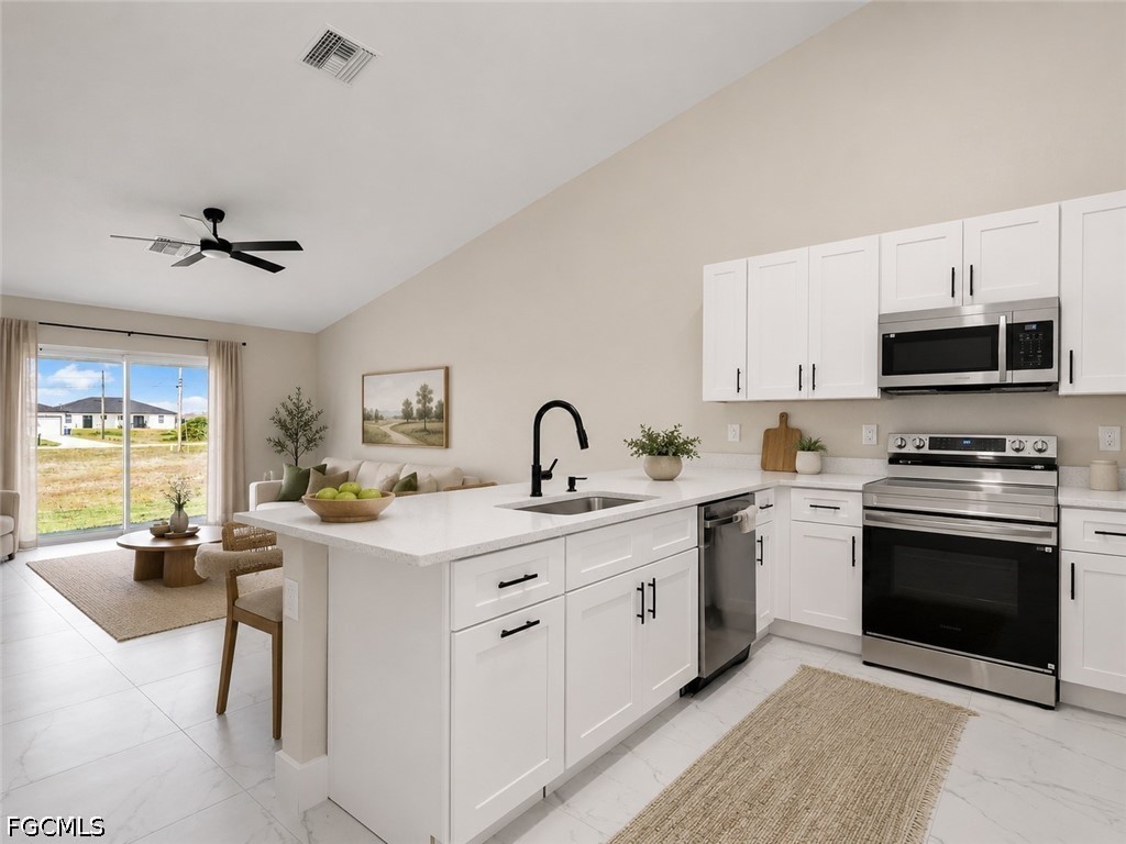 362/364  Petite Avenue