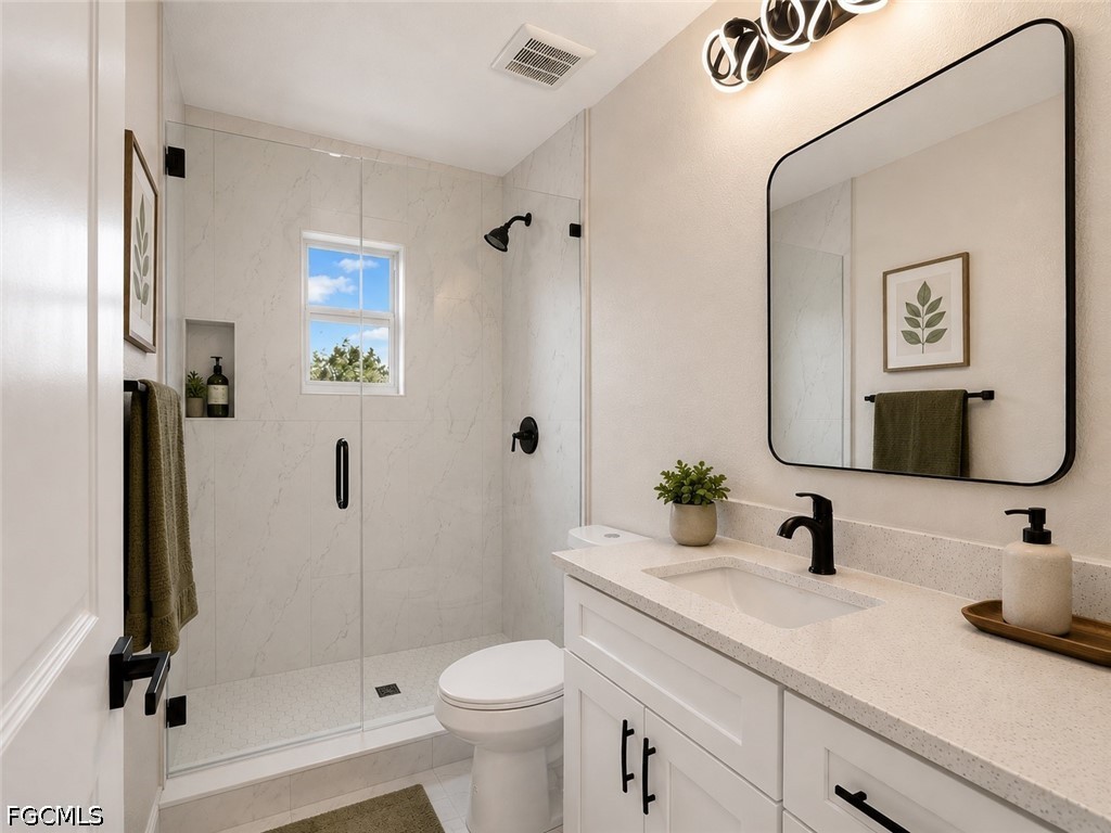 362/364  Petite Avenue