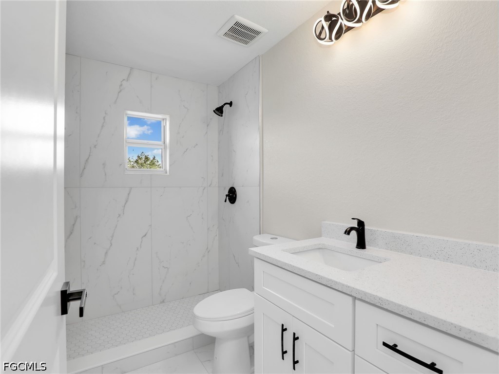 362/364  Petite Avenue