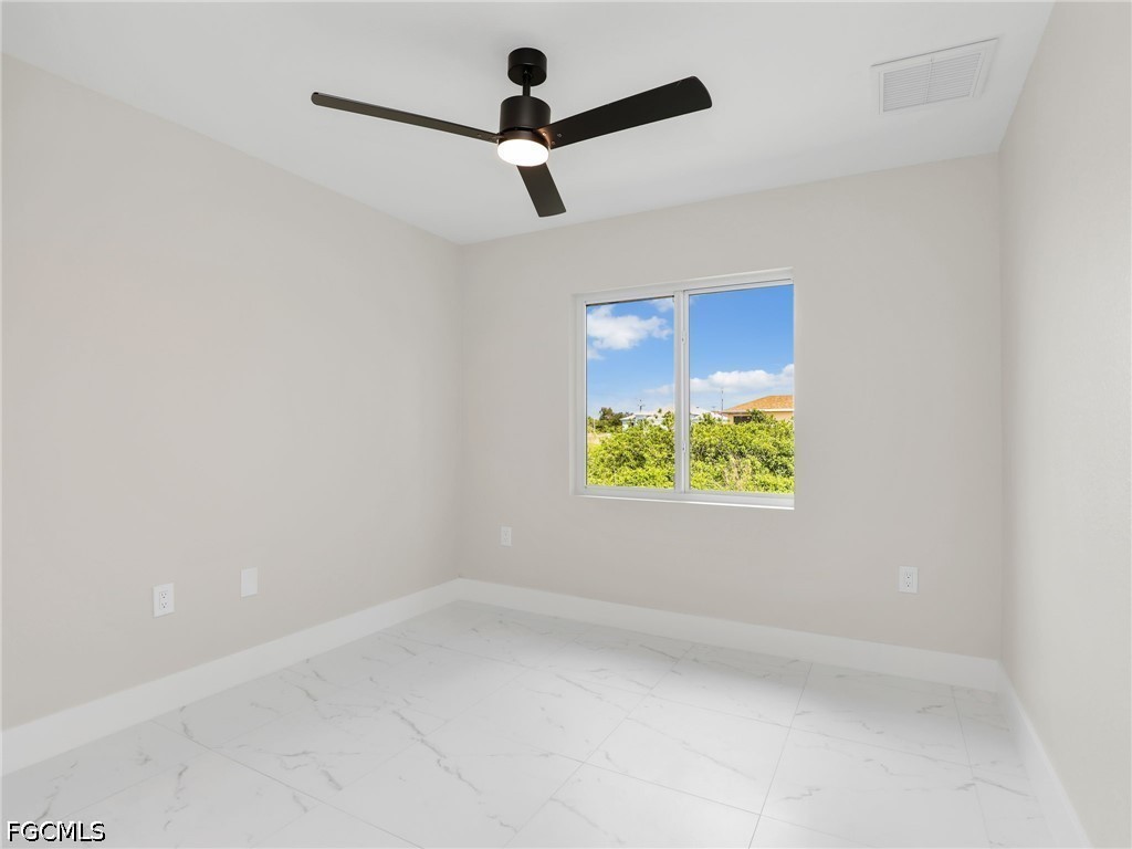 362/364  Petite Avenue
