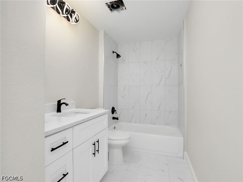 362/364  Petite Avenue