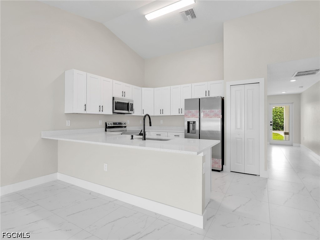 362/364  Petite Avenue