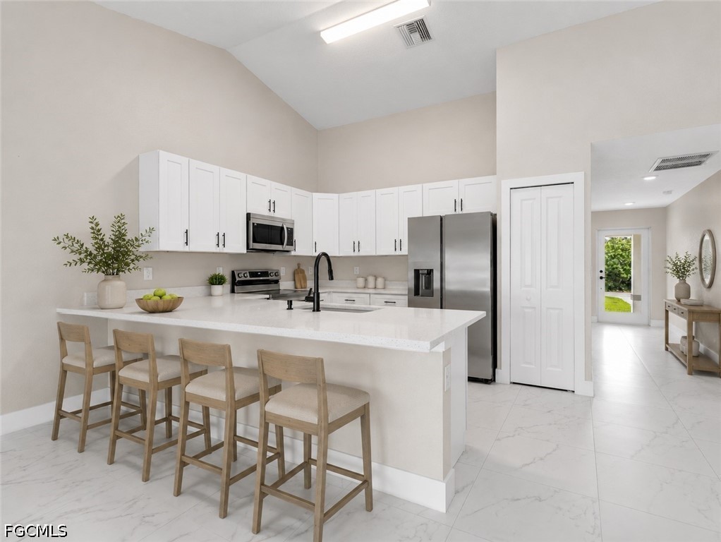 362/364  Petite Avenue