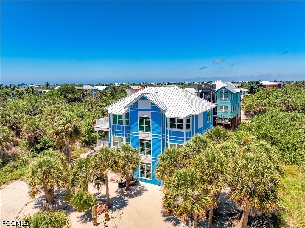 4460 Smugglers Drive