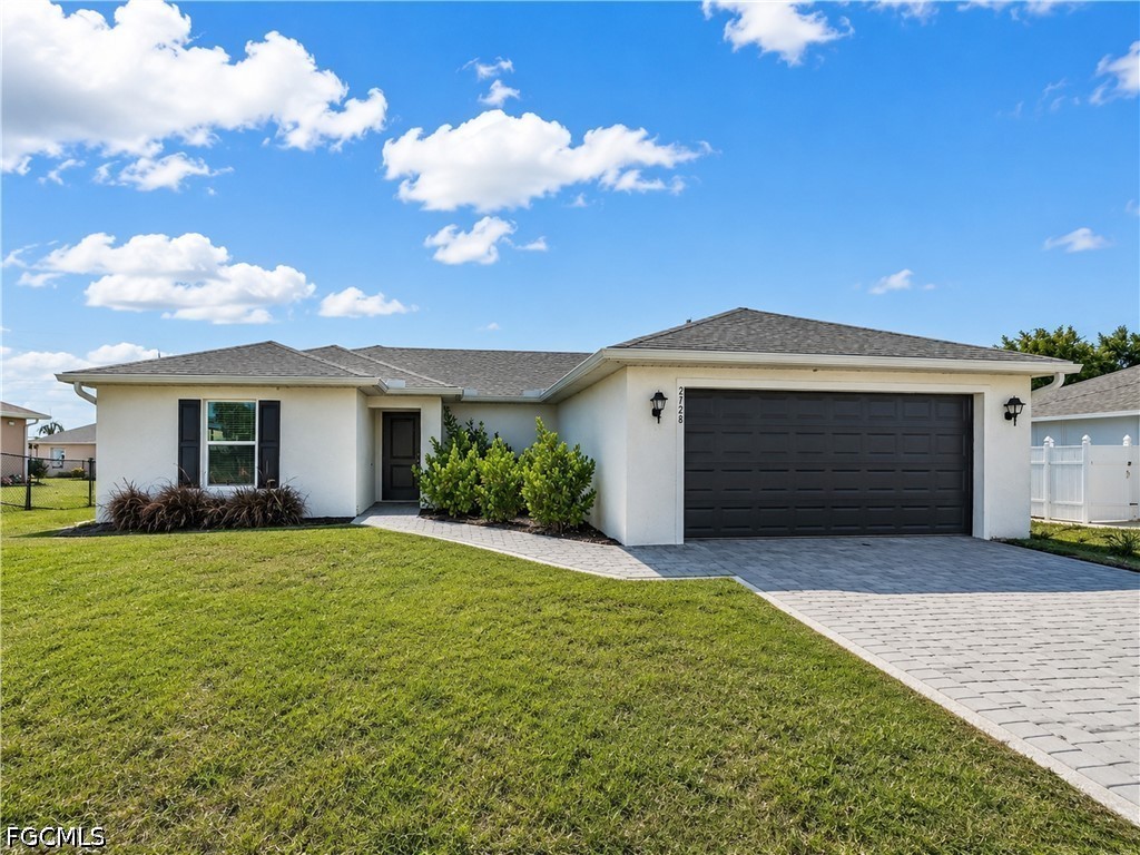 2728 NE 5th Place