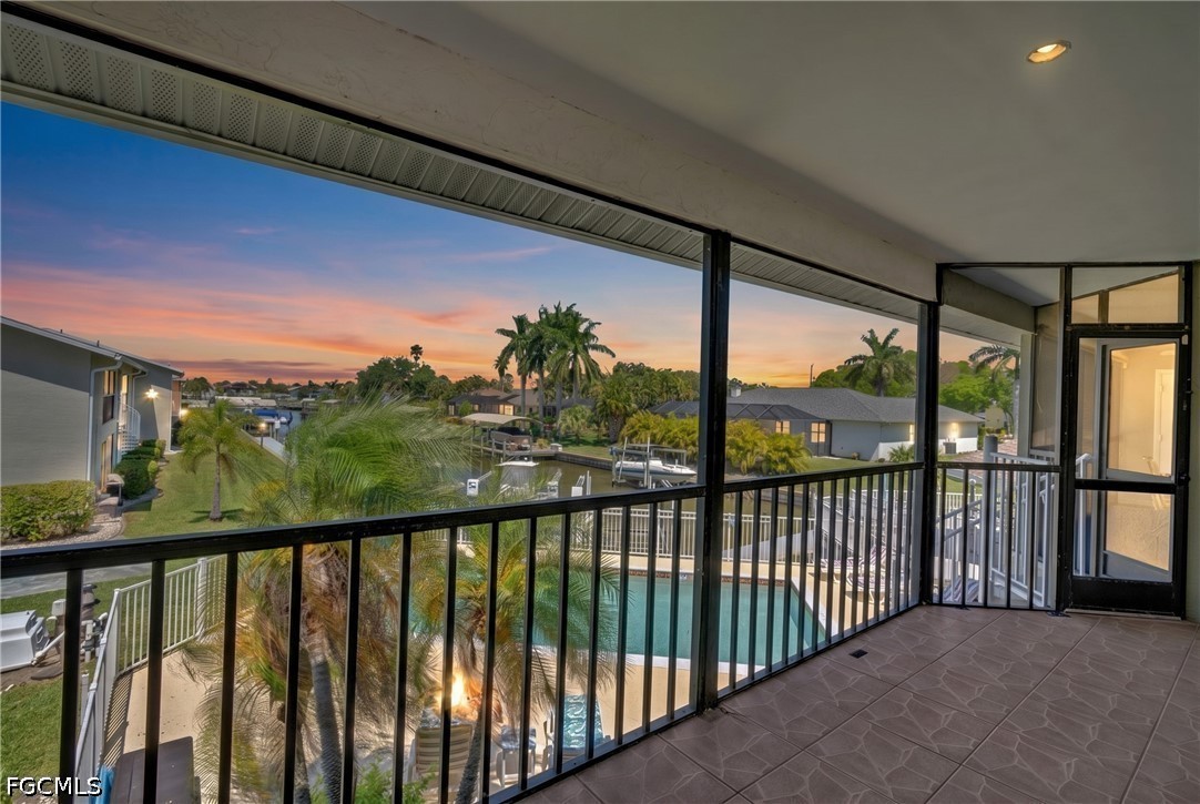 4708 SW 8th Place, Apt 203