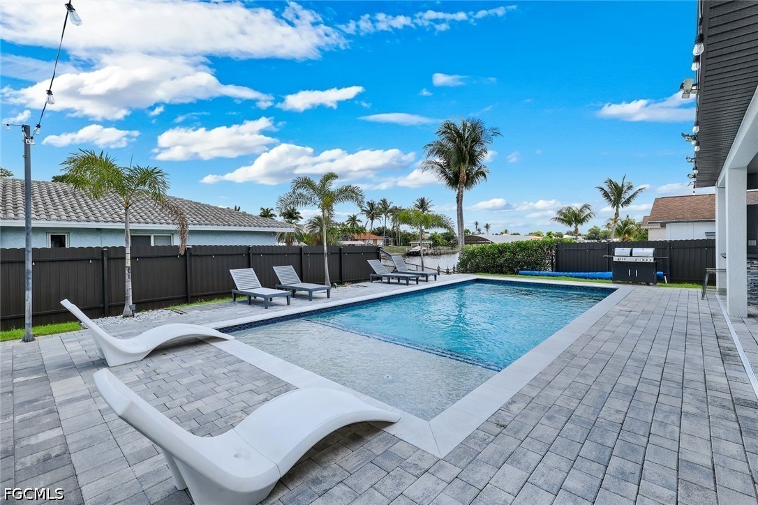 2419 Country Club Boulevard