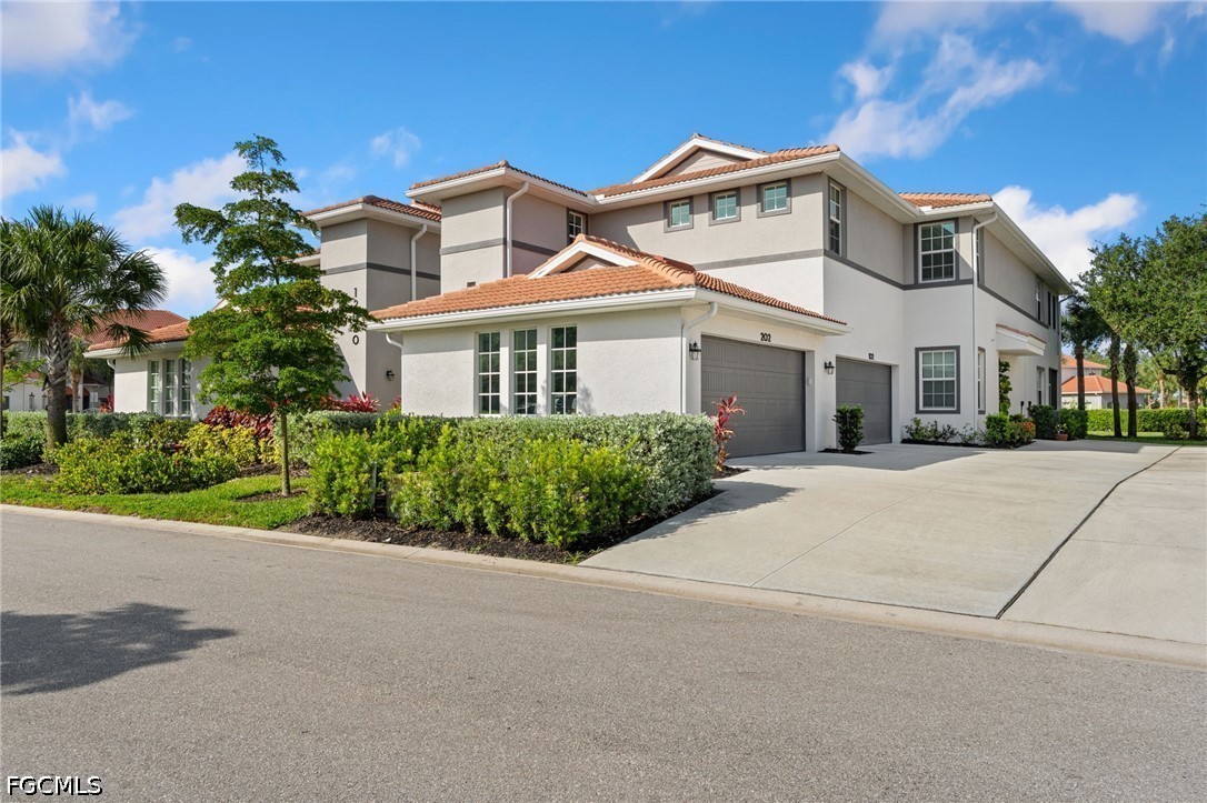 12050  Santaluz Drive, Apt 202