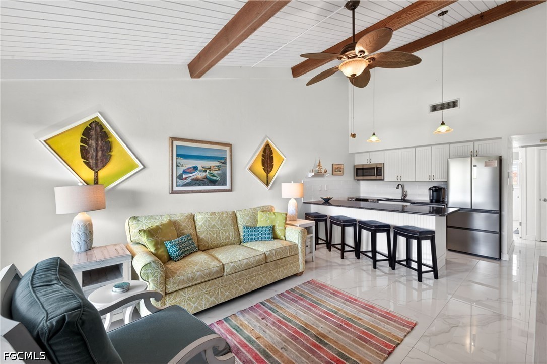1250  Tennisplace Court, Apt D33