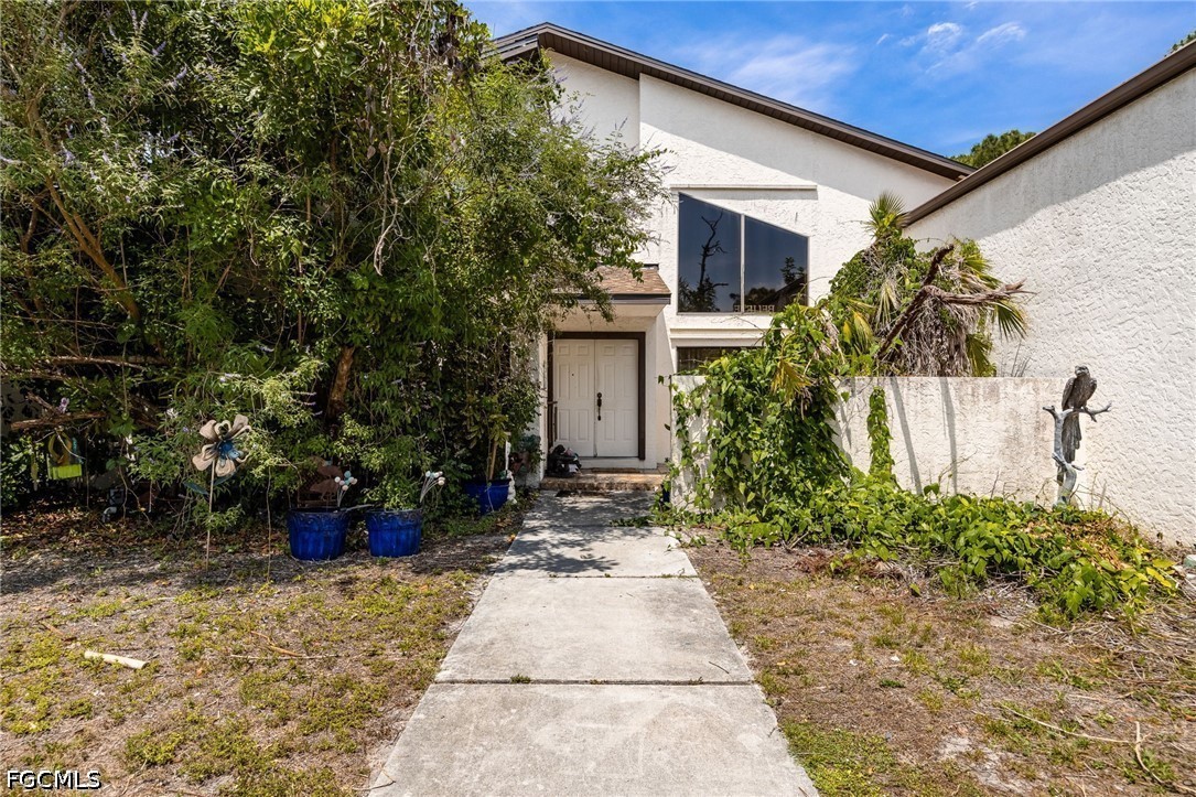 13746 Brynwood Lane