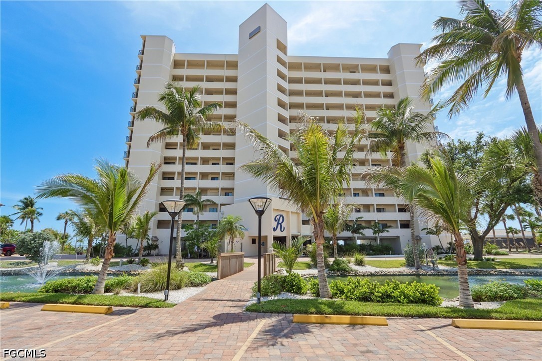 7500 Estero Boulevard, Apt 102