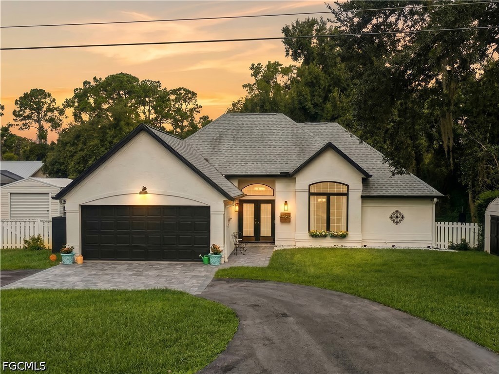 1090 Woods Drive