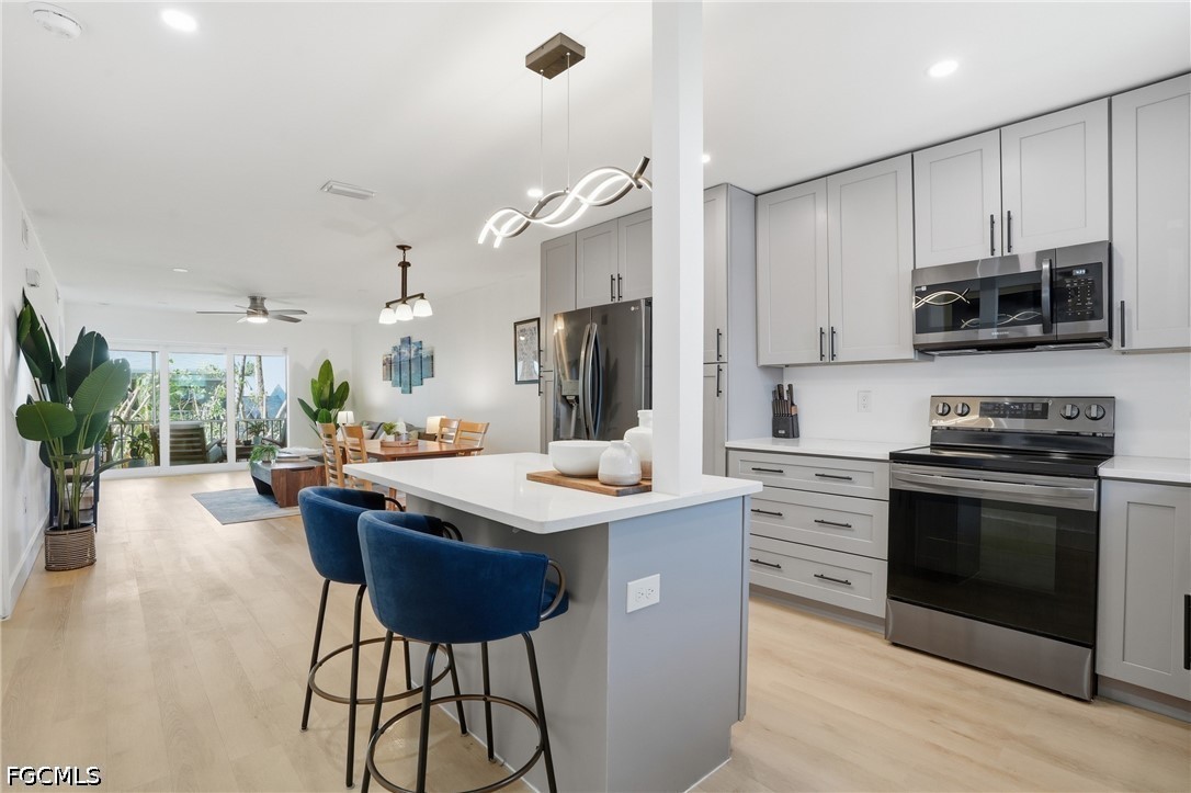 17 Watercolor Way, Apt 17