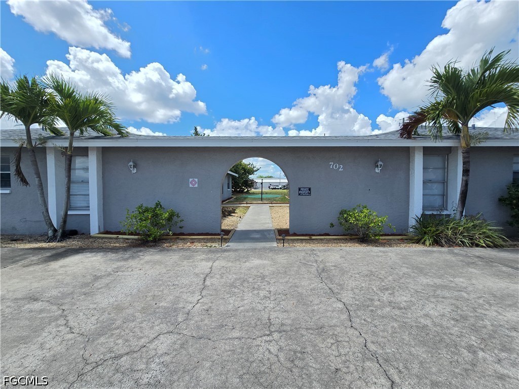 702 SE 47th Street, Apt 2