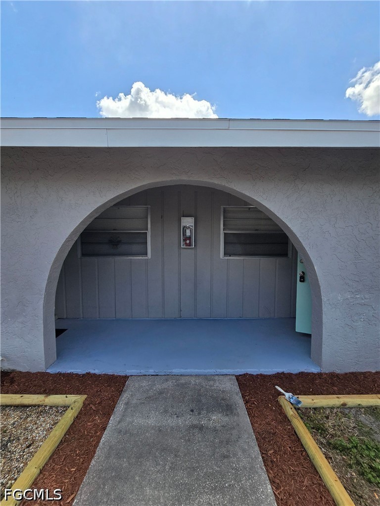 702 SE 47th Street, Apt 4