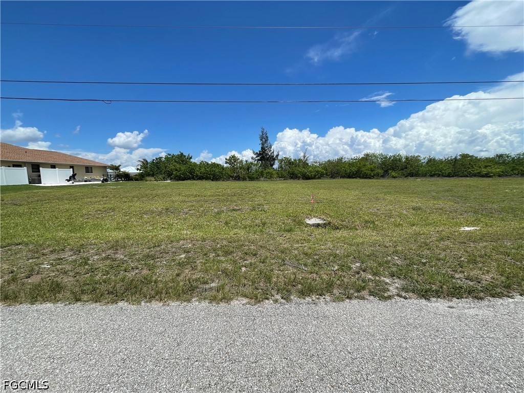 825 NW 33rd Place