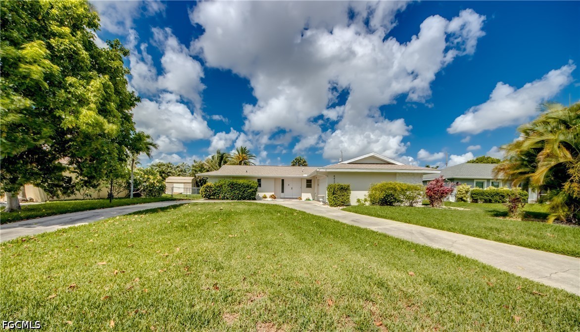 4424 SE 11th Place