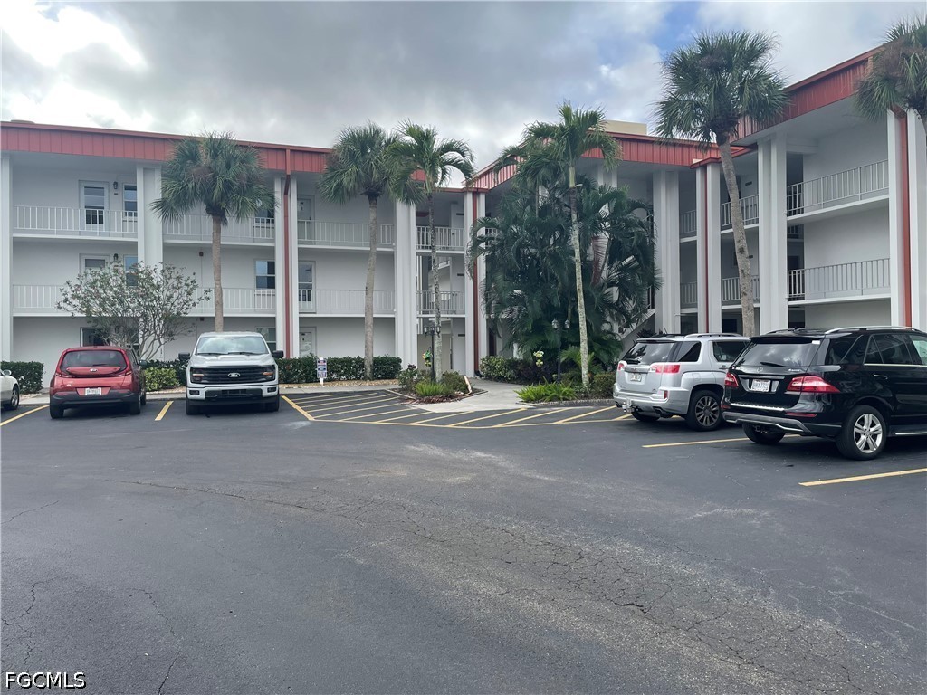 1700 PINE VALLEY Drive, Apt 107