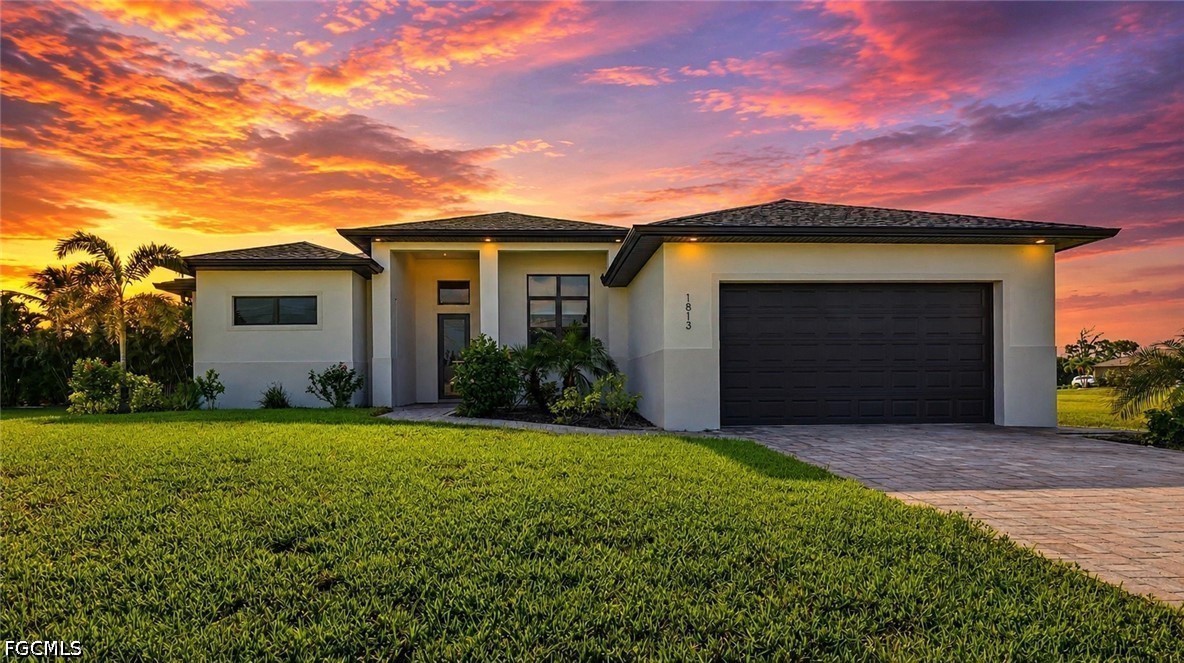 1813 NW 37th Place