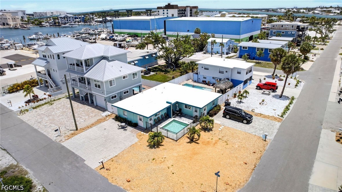 412  Harbor Court