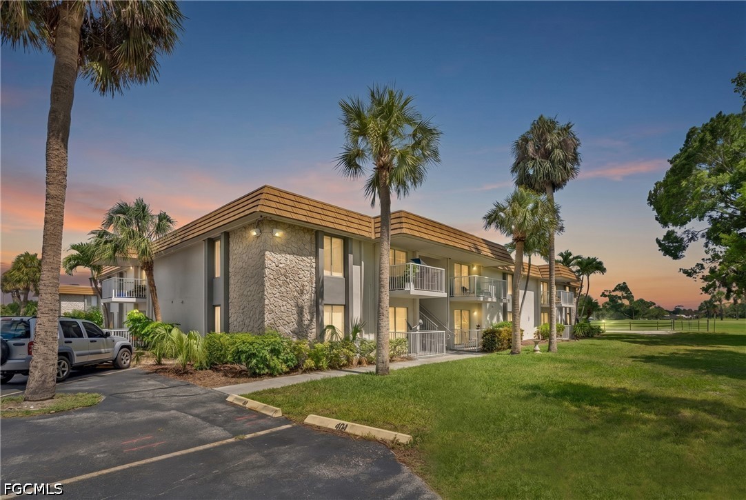 1830 Maravilla Avenue, Apt 401