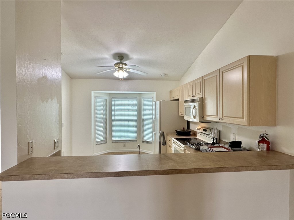 2306/2308 NE 16th Terrace