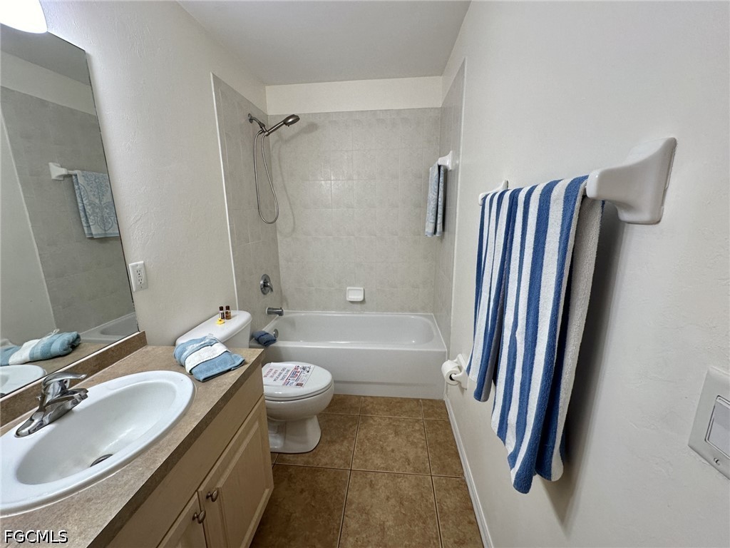 2306/2308 NE 16th Terrace